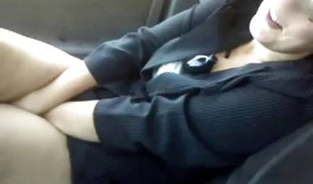 سبزه زیبا بدون سکس در سریال خانه کوچک لباس
