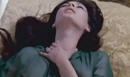 دوست دختر سرخ سکسی ترین سریال